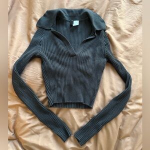H&M Black Ribbed V-Neck Sweater